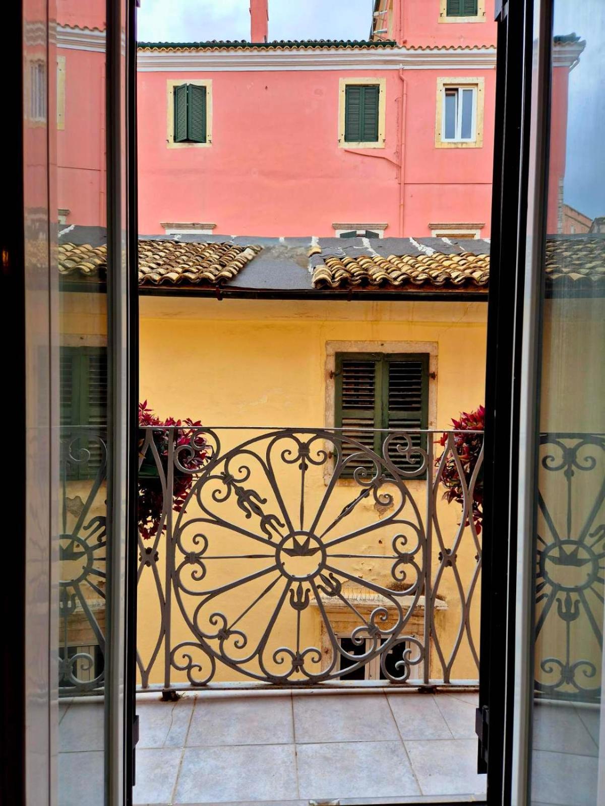 Historico Apartment, Corfu Old Town Buitenkant foto